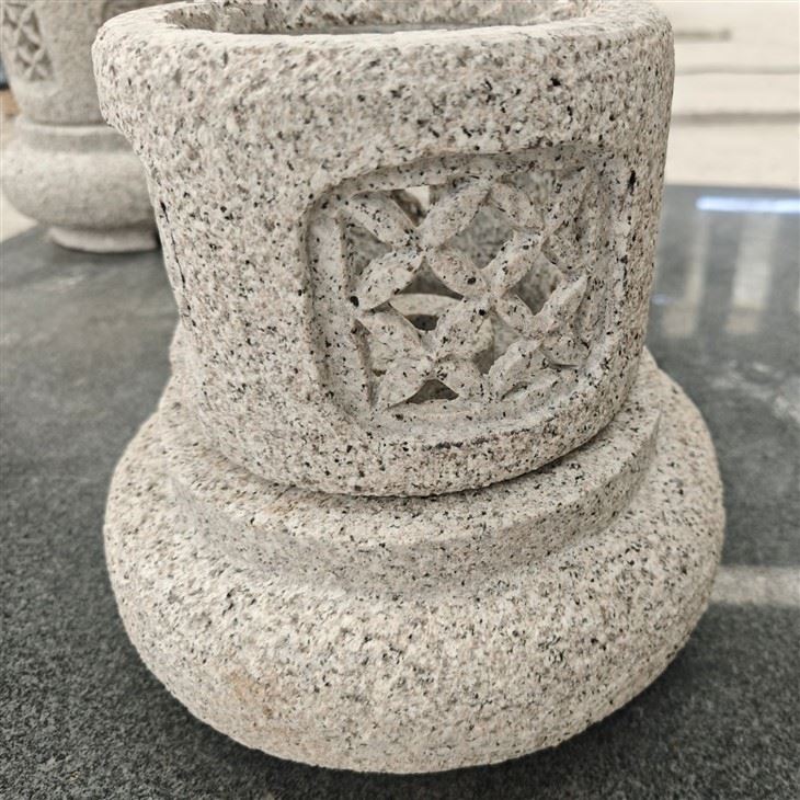 Granite Stone Lantern (3)