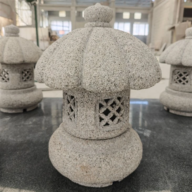 Hand-carved Granite Stone Lanterns